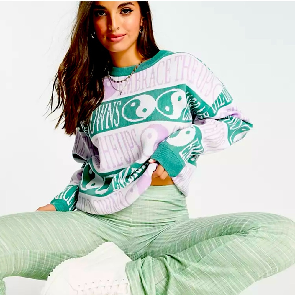 Daisy Street Knit Sweater in Graphic Stripe